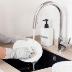 Suream Empty Shampoo Bottles with Pump, 3Pack 9.5oz/280ml Refillable Body Wash Dispensers for Shower, Plastic Countertop Soap Bottle for Bathroom, Kitchen Sink, Hotle, Salon Suream Empty Shampoo Bottles with Pump, 3Pack 9.5oz/280ml Refillable Body Wash Dispensers for Shower, Plastic Countertop Soap Bottle for Bathroom, Kitchen Sink, Hotle, Salon